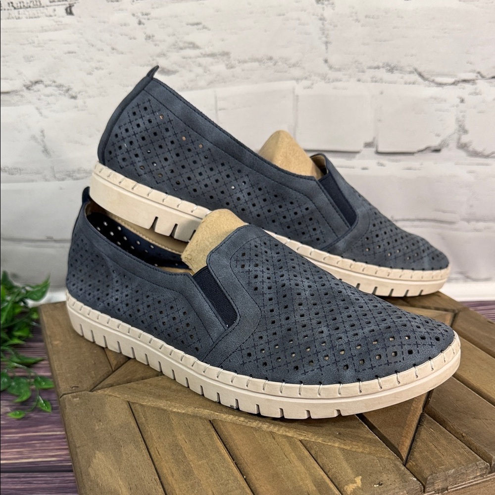 Glolily ELLE Perf‎ Comfort Slip-On Shoe Sneaker Sz 12 Navy Midnight Suede Women